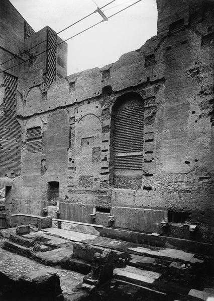 013235 - restauro - Curia, particolare della parete di destra; Gab. Fot. Naz. Neg. Serie E, Nr. 42697
