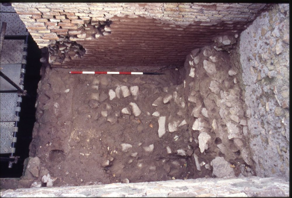 DT051.jpg