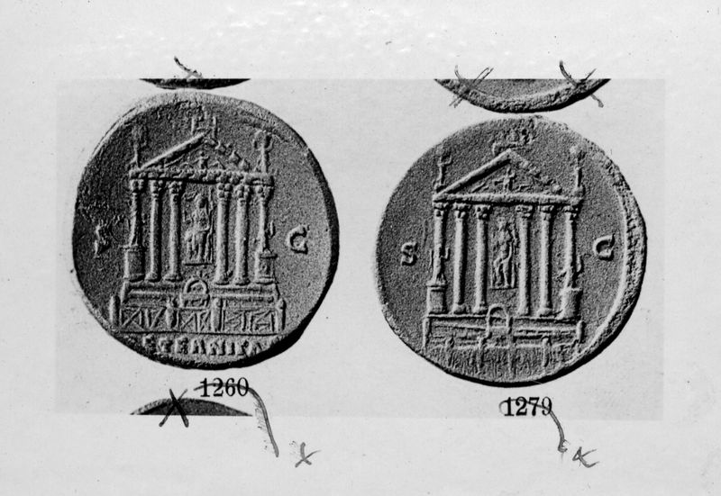019751 - reperto - Tempio di Antonino e Faustina, monete con Tempio e Lara (Ist. N. Arch. e Storia)