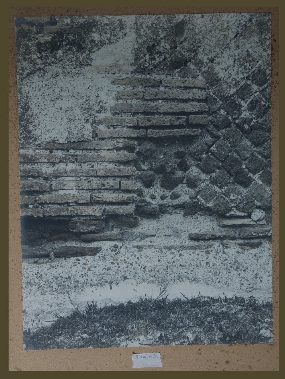 70x60 32.TIF