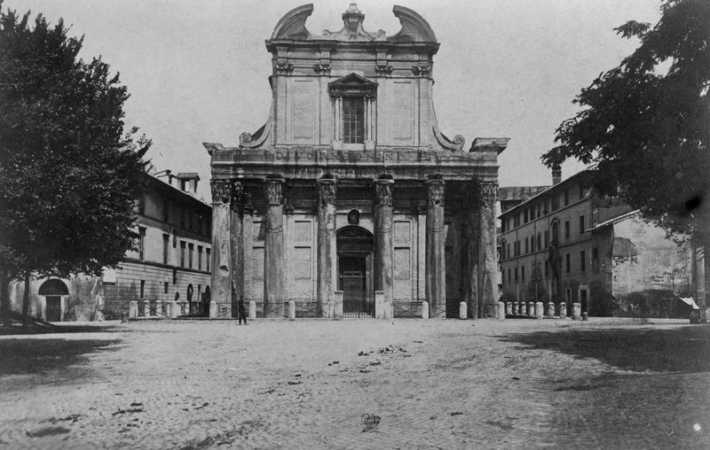 019832 - monumento - Tempio di Antonino e Faustina, veduta frontale, del XIX secolo, prima degli scavi della Via Sacra; neg. serie A, n. 705 (Museo di Roma)