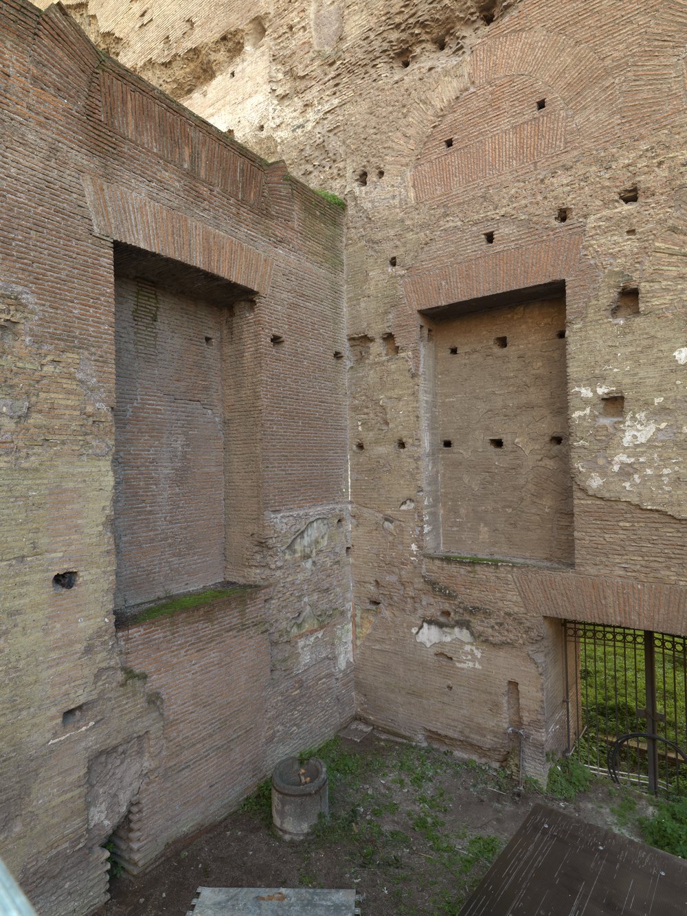 01 lato chiesa.tif