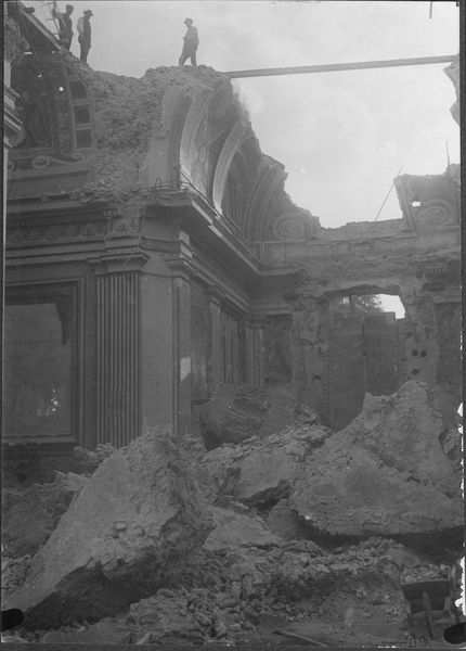 016556 - monumento - Foro Romano, Chiesa di S. Maria Liberatrice (ex), la chiesa durante la demolizione dell'abside, particolare (gennaio 1900); neg. serie F, n. 219
