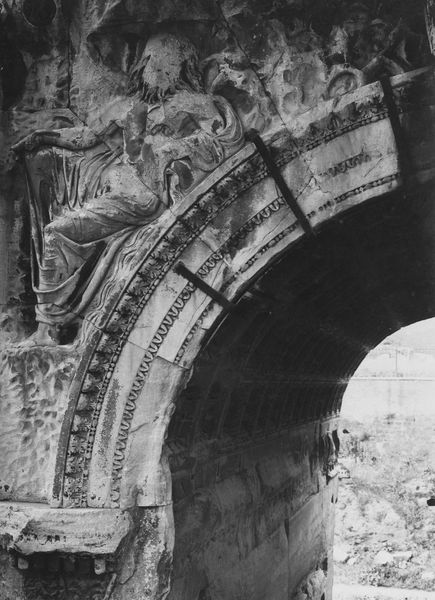 020160 - monumento - Arco di Settimio Severo, fronte est, fornice sinistro, parte sinistra dell'archivolto; foto Accademia Americana, S. 76