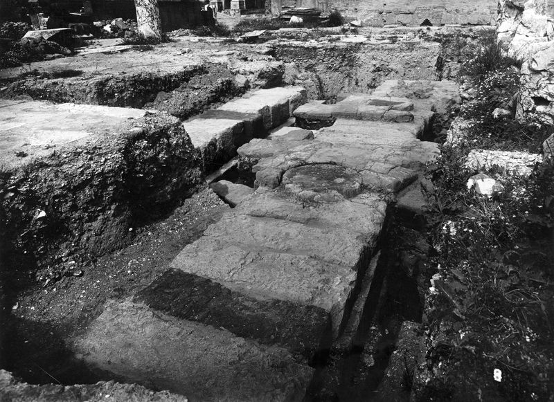 011551 - scavo archeologico - Basilica Emilia, fondazione. Neg. serie E nÂ° 27.104
