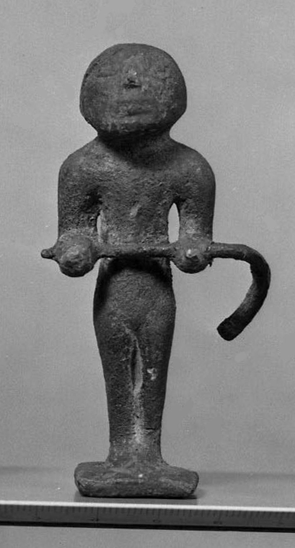 A 662  antiquario forense- stele votiva niger lapis struttura in bronzo.jpg
