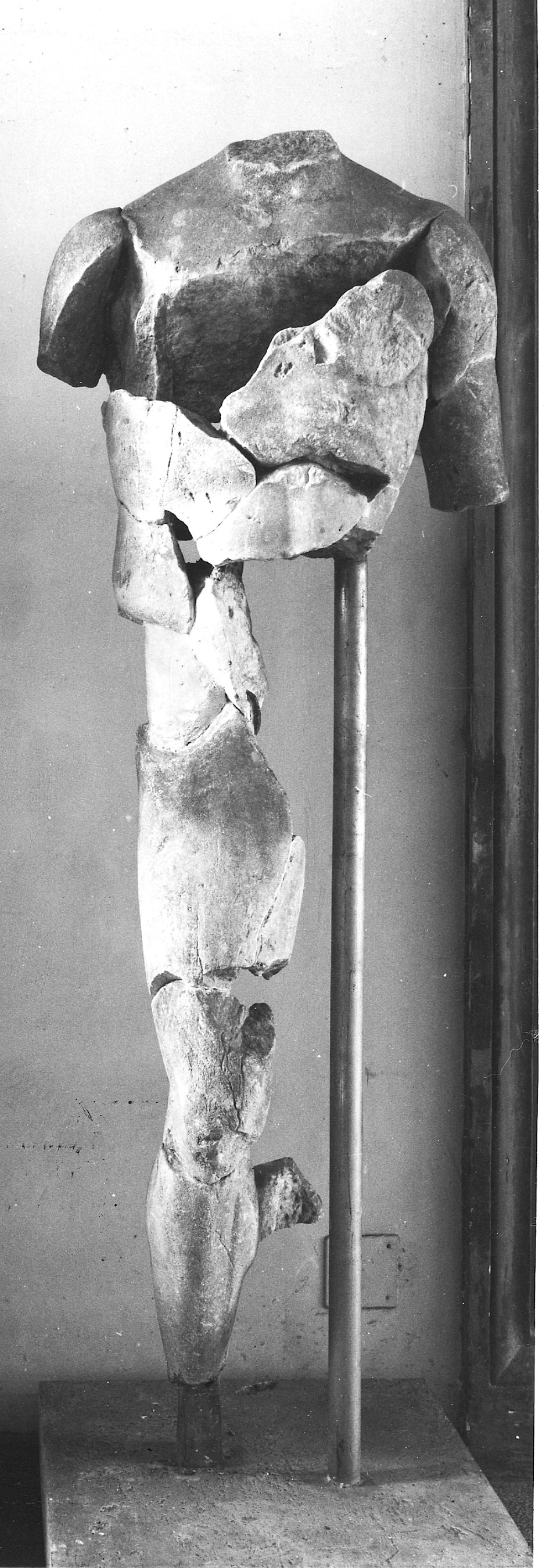 torso B (fronte prima del restauro).tif