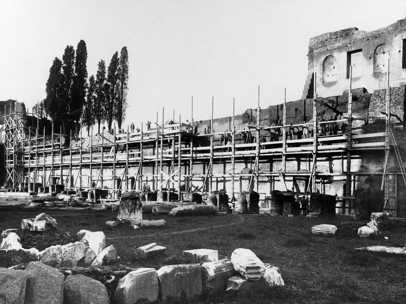 006401 - restauro - Stadio di Domiziano, lato occidentale, durante i lavori di restauro del 1937. Neg. serie E, foto Gaggiotti nÂ°2119