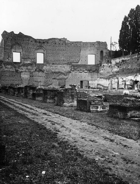 006425 - monumento - Stadio di Domiziano, lato meridionale, particolare della parete del lato curvo dello stadio (1929). Neg. serie E nÂ° 2110