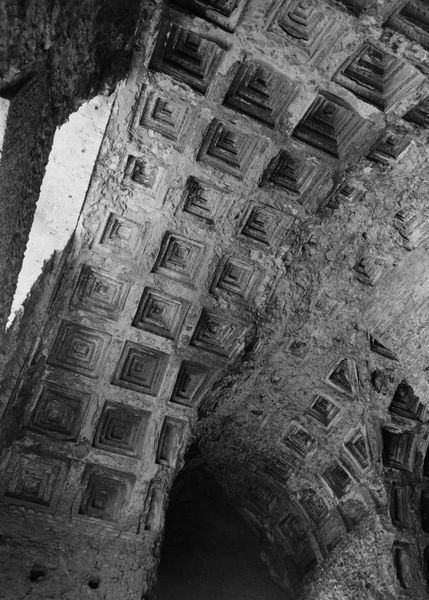 006426 - monumento - Stadio di Domiziano, lato meridionale, volta a lacunari dell'ambiente coperto dell'angolo sud. Neg. serie F nÂ° 2185