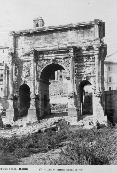 020113 - monumento - Arco di Settimio Severo, fronte orientale, veduta dall'Argileto, foto Tuminello; riprod. 6x6, 26985