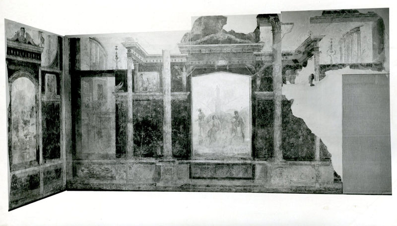 002788 - monumento - Casa dei Grifi, tablino o Sala del Polifemo (vano B): particolare della parete sud- ovest della pittura in secondo stile pompeiano (fase finale- fase II B del Beyen). Bibliografia: Rizzo, "Le pitture della Casa dei Grifi" 1936

Neg. serie Istituto Centrale del Restauro nÂ° 637