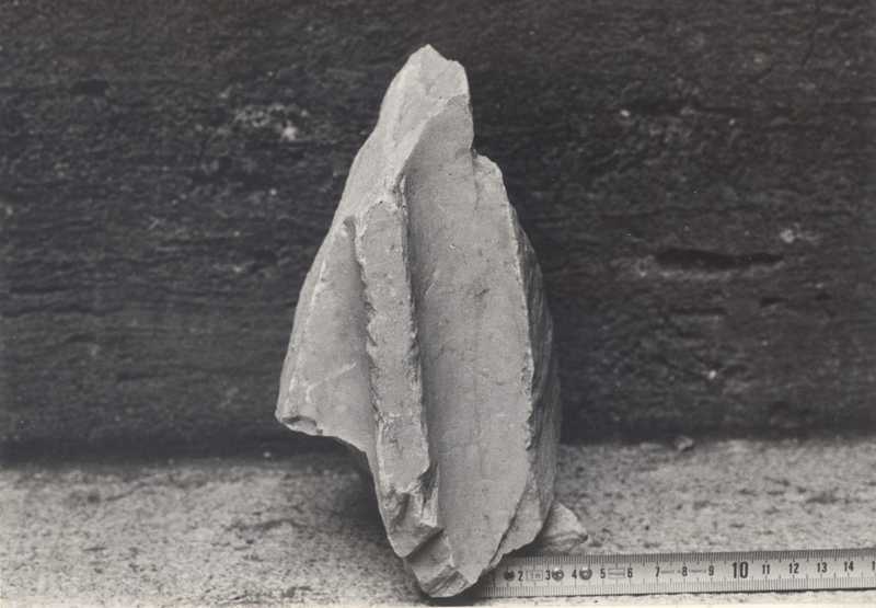 Frammento di colonna.