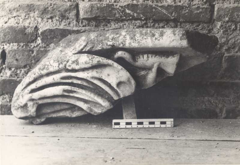 Frammento di sarcofago