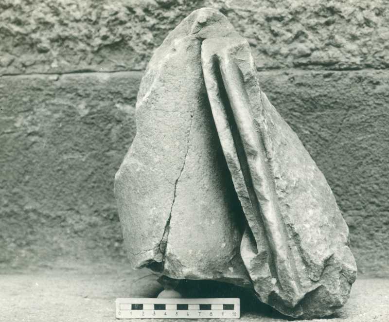 Frammenti di scultura panneggiata