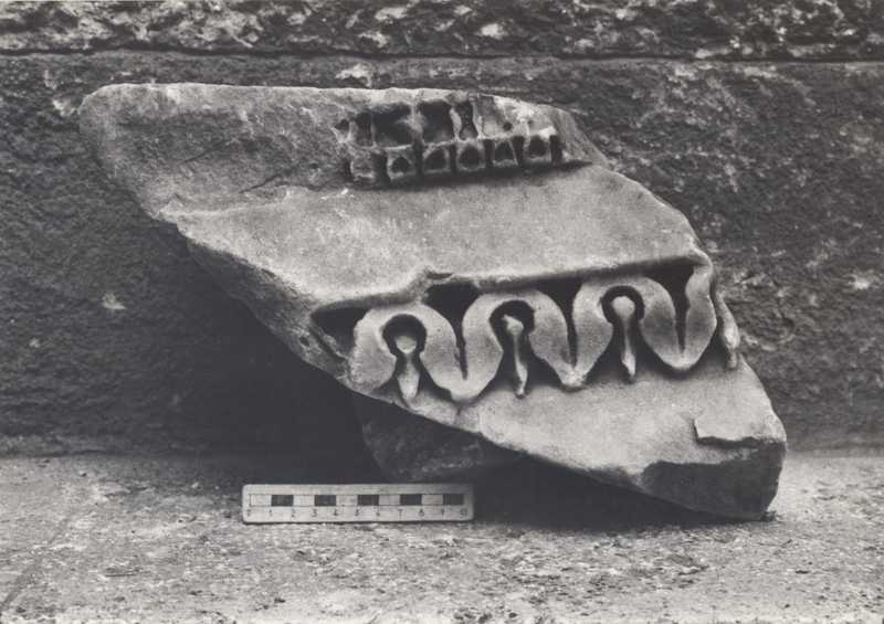 Frammento di cornice