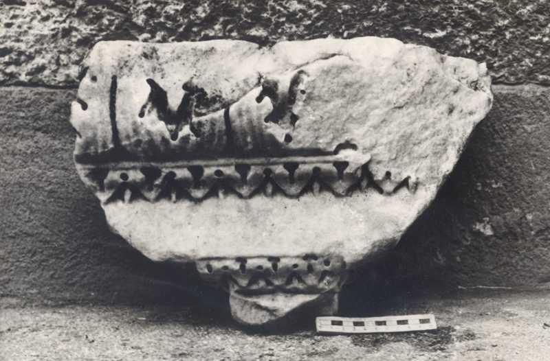 Frammento di cornice