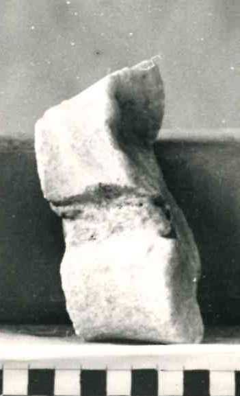 Frammento di scultura panneggiata.