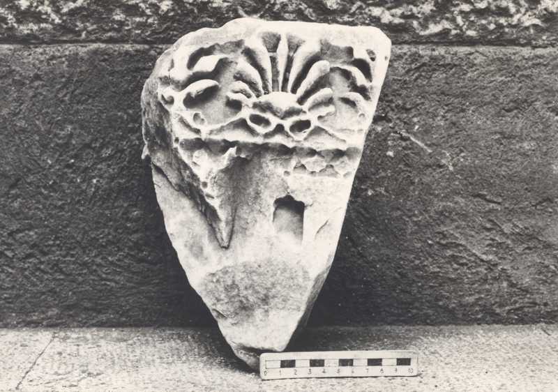 Frammento di cornice
