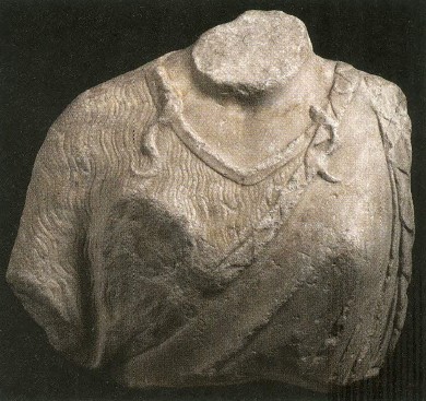 statua/ femminile/ / torso