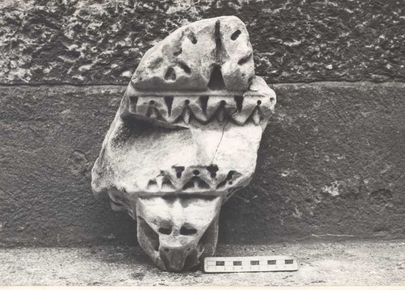 Frammento di cornice