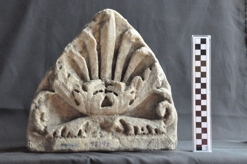 antefissa