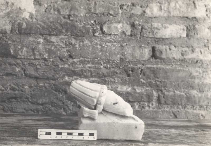 Frammento della lastra di rivestimento
