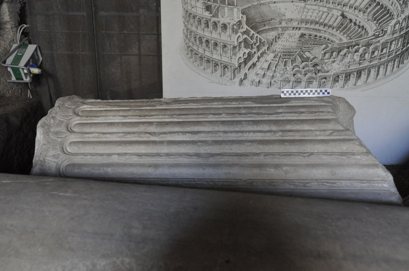 fusto/ di colonna/ rudentato