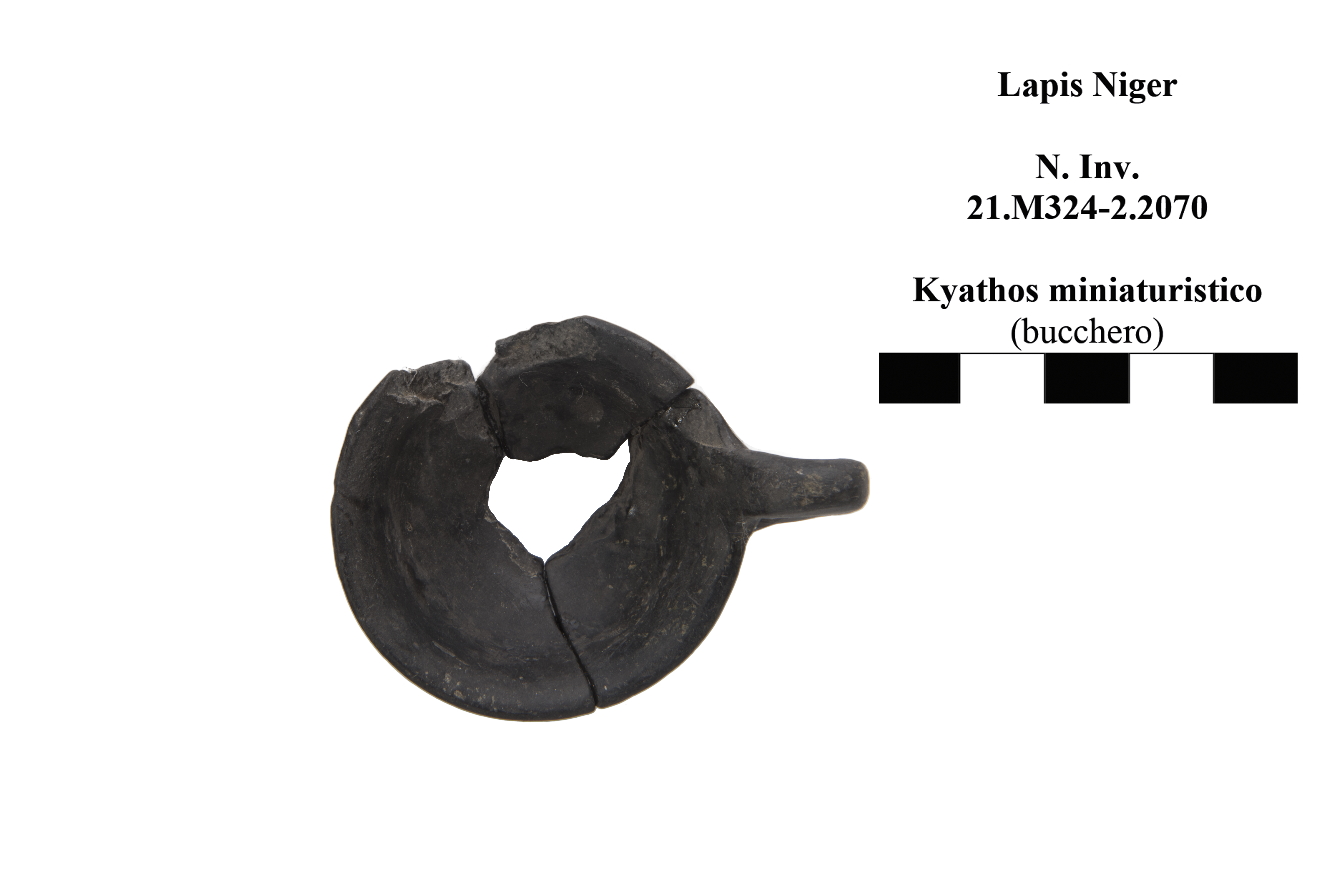 kyathos/ attingitoio/ con vasca carenata