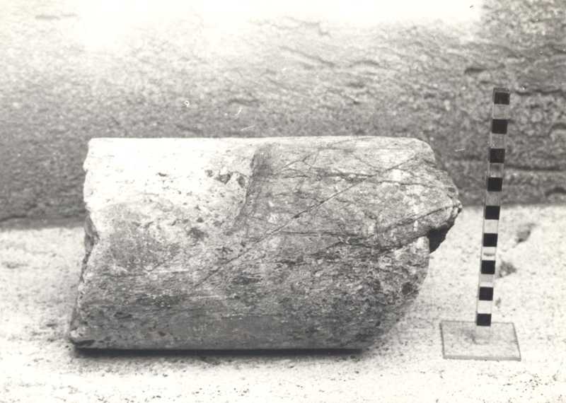 Frammento di colonna.